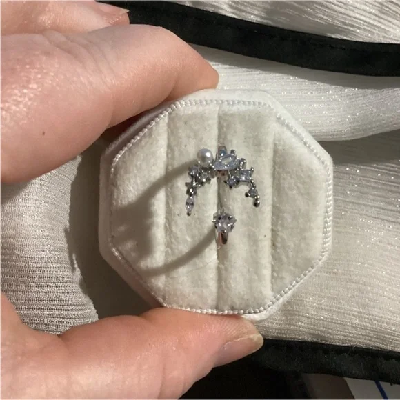 -Luxurious Open design  celestial themed Cz Diamond & Pearl moon Ring - Picture 14 of 15